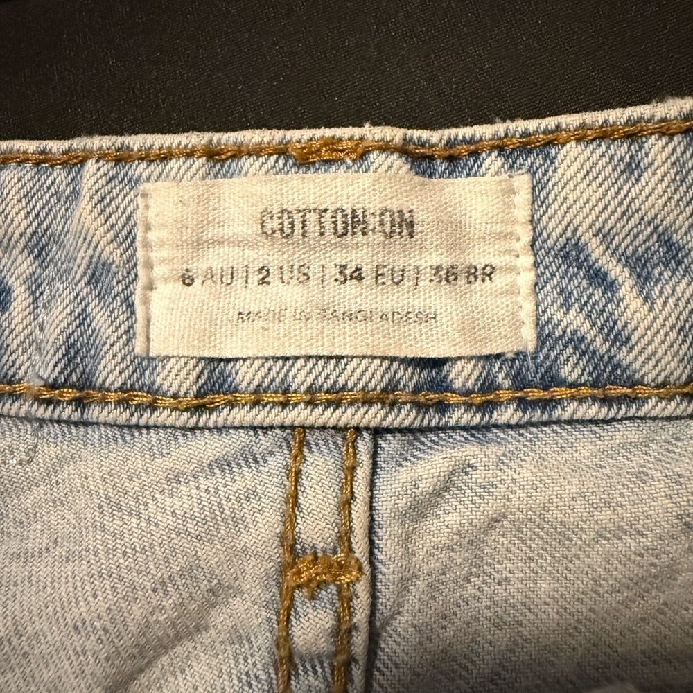 Cotton On Mom Jean Women's High Rise Light Blue Jeans Size 2 - Picture 2 of 6